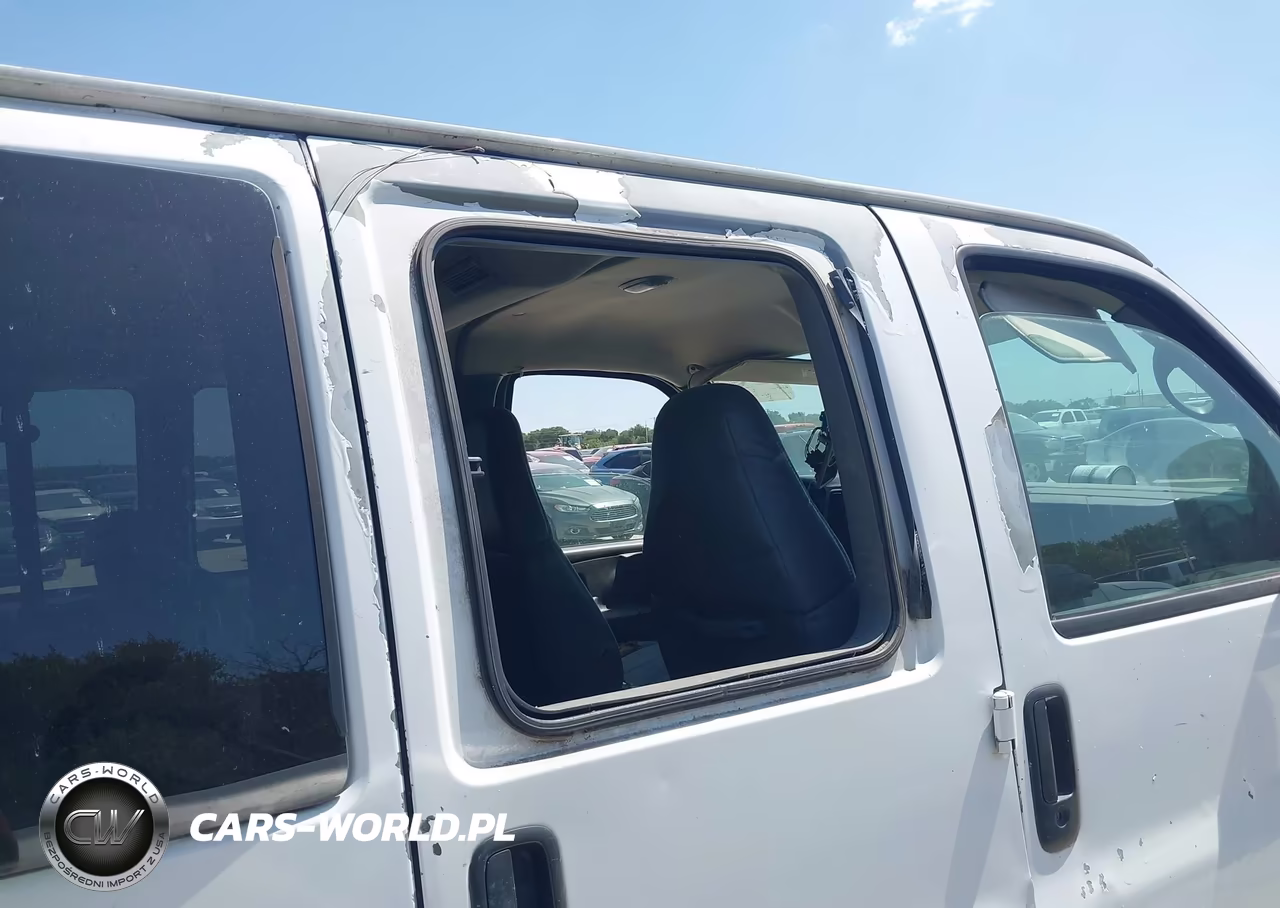 2005 Chevrolet Express Passenger VIN:1GAHG39U051266621 - 6