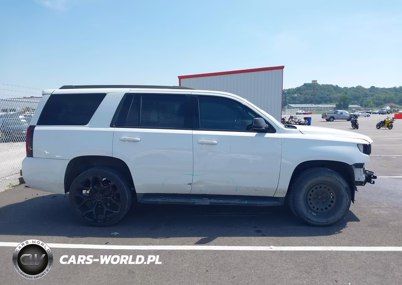 2018 Chevrolet Tahoe Lt VIN:1GNSKBKC8JR331628 - 14