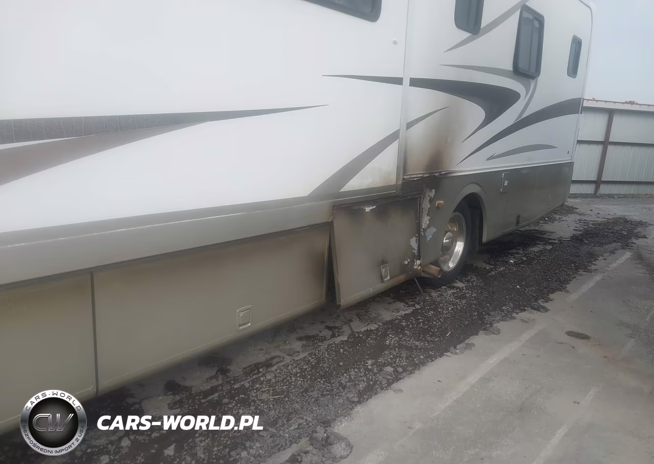 2002 Workhorse Custom Chassis Motorhome Chassis W22 VIN:5B4MP67G023354773 - 6