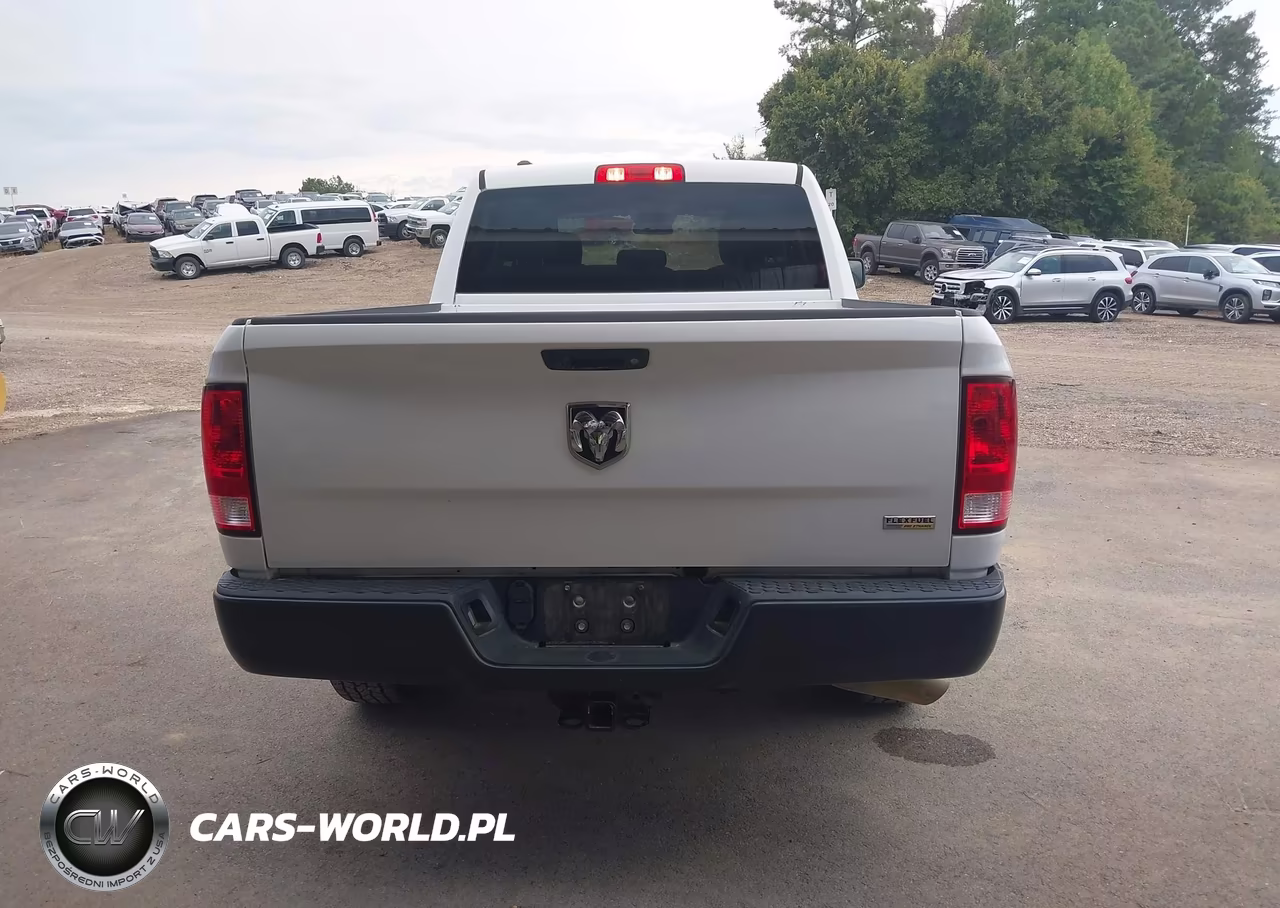 2018 Ram 1500 Tradesman 4X2 6'4 Box VIN:1C6RR6FG4JS324120 - 16