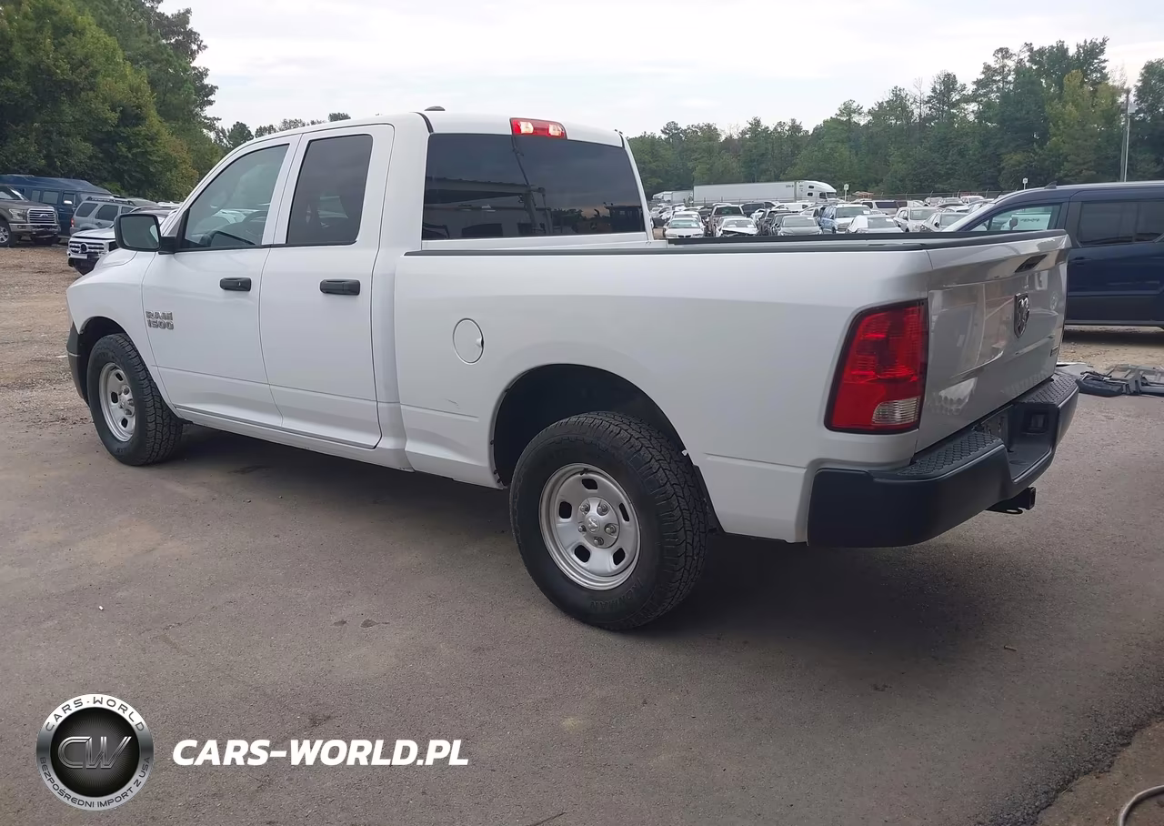 2018 Ram 1500 Tradesman 4X2 6'4 Box VIN:1C6RR6FG4JS324120 - 3