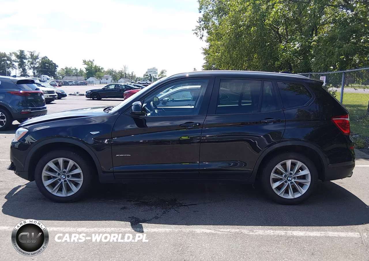 2017 BMW X3 xDrive28I VIN:5UXWX9C50H0D98325 - 14