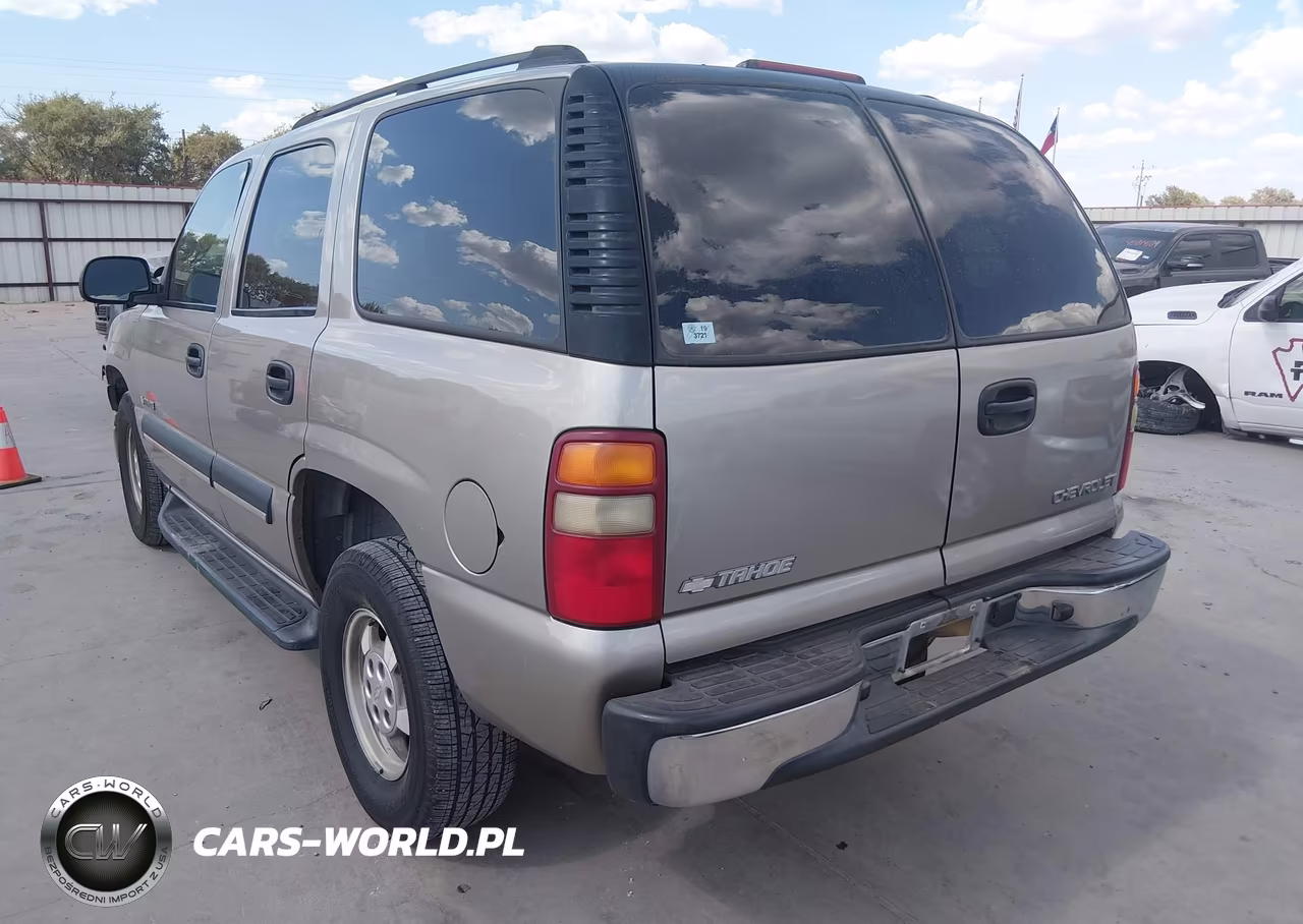 2003 Chevrolet Tahoe Ls VIN:1GNEC13V13R277497 - 3