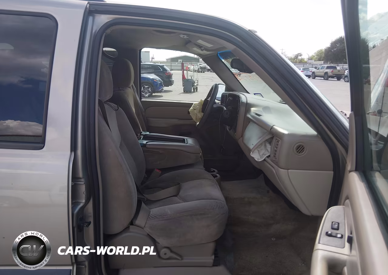2003 Chevrolet Tahoe Ls VIN:1GNEC13V13R277497 - 5