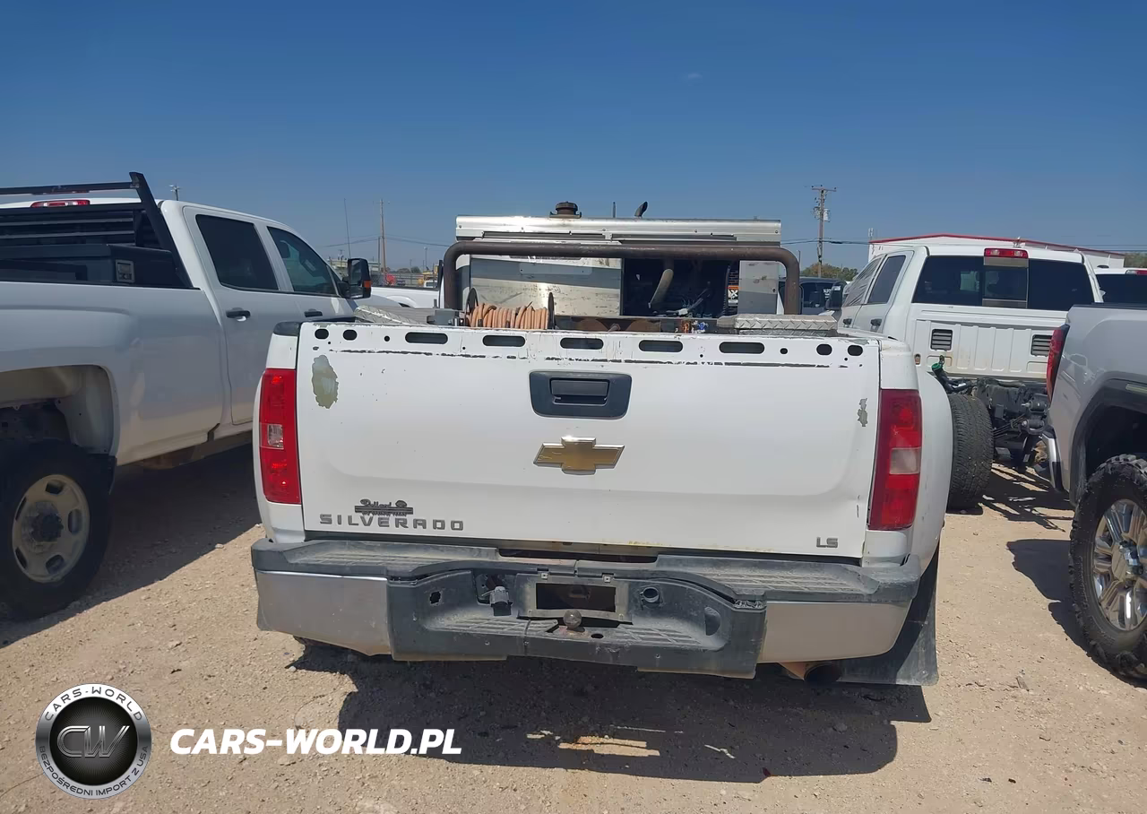 2011 Chevrolet Silverado 3500Hd Work Truck VIN:1GC4CZCG3BF247907 - 14