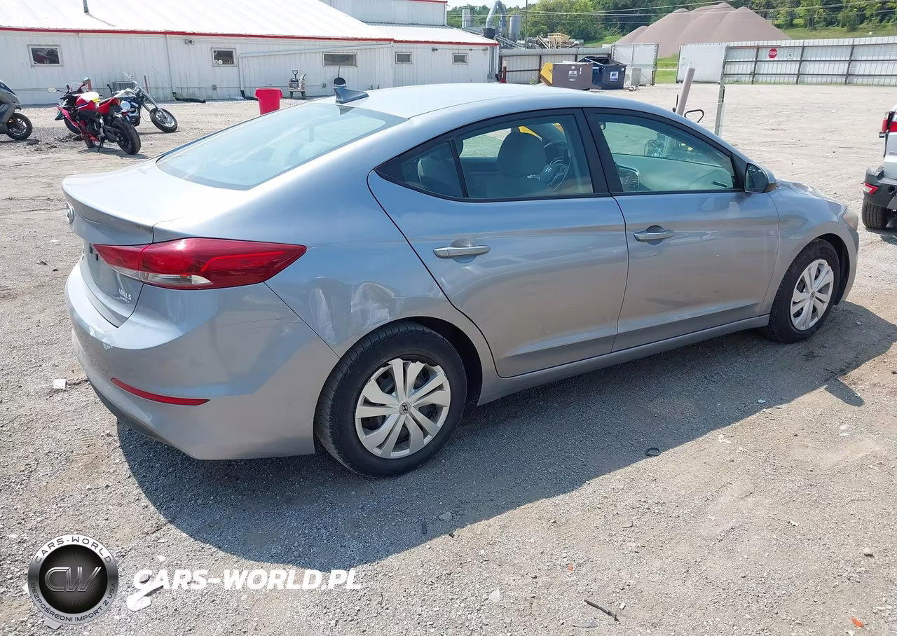 2017 Hyundai Elantra Se VIN:5NPD74LF4HH104350 - 4