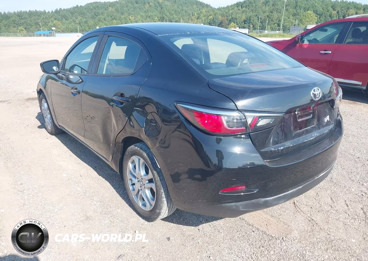 2017 Toyota Yaris Ia VIN:3MYDLBYV3HY183370 - 3