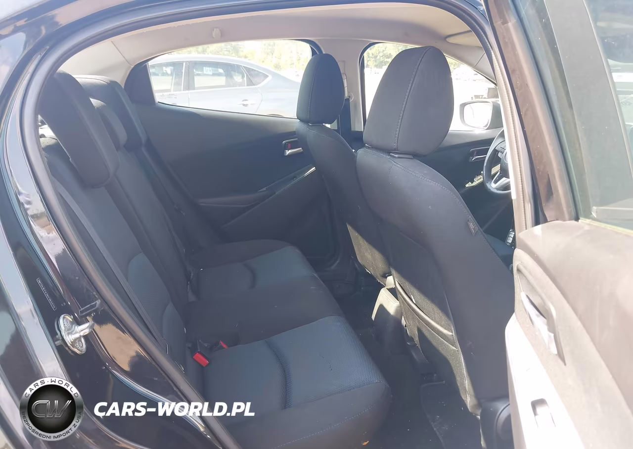 2017 Toyota Yaris Ia VIN:3MYDLBYV3HY183370 - 8