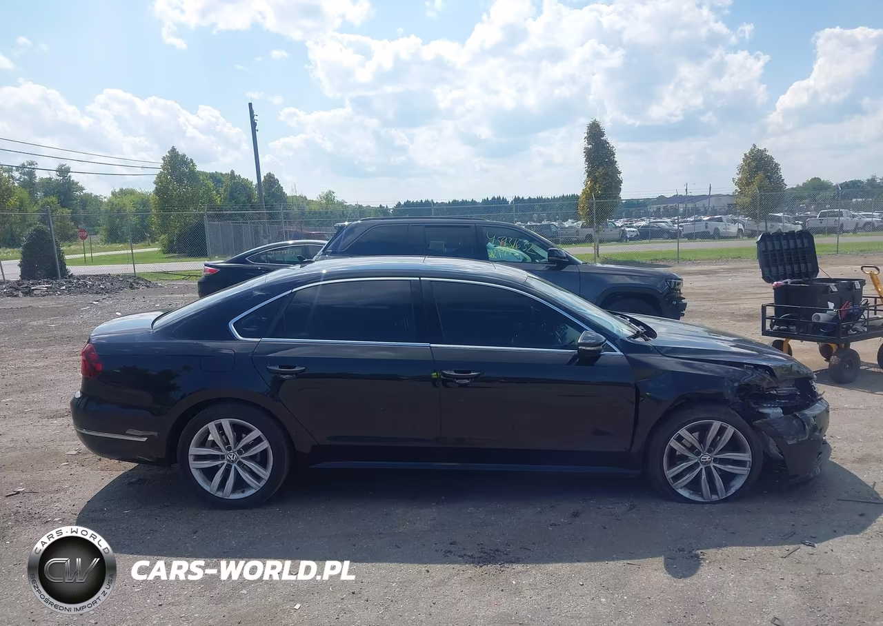 2018 Volkswagen Passat 2.0T Se VIN:1VWBA7A3XJC001919 - 13