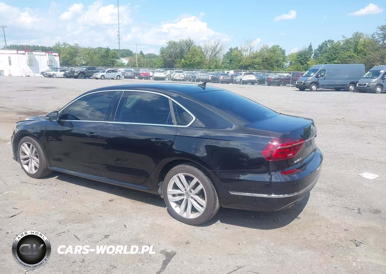 2018 Volkswagen Passat 2.0T Se VIN:1VWBA7A3XJC001919 - 3
