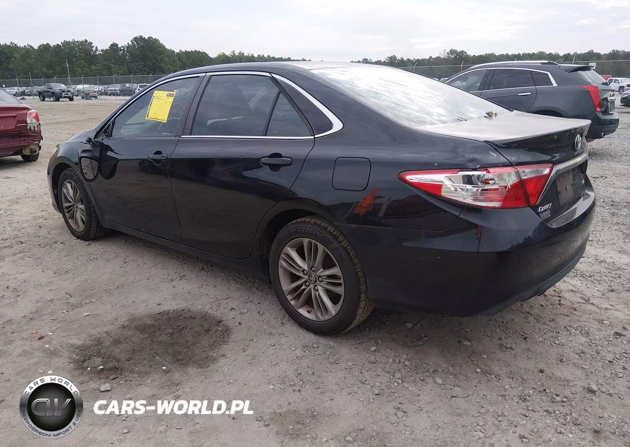 2017 Toyota Camry Se VIN:4T1BF1FKXHU696131 - 3