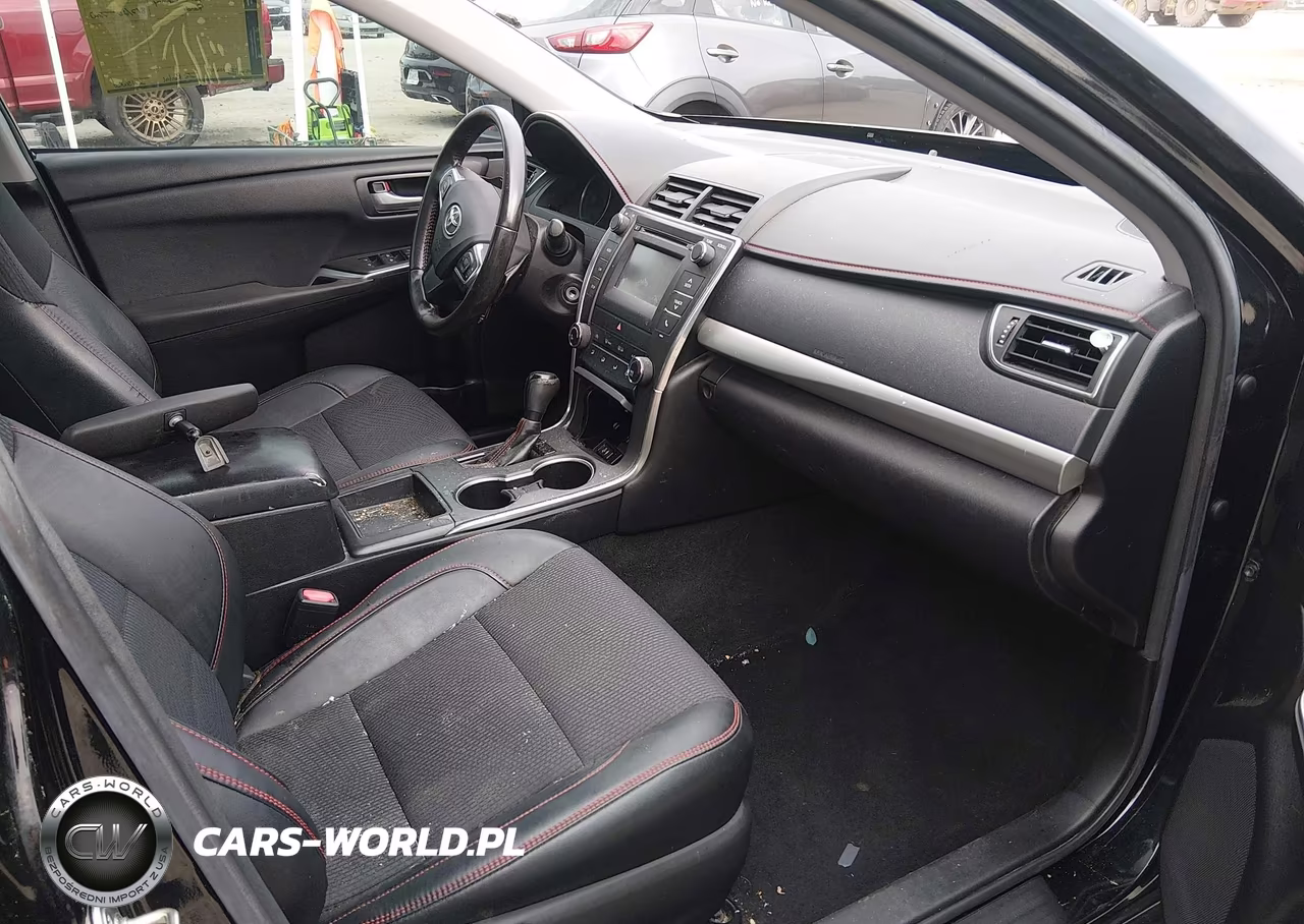 2017 Toyota Camry Se VIN:4T1BF1FKXHU696131 - 5
