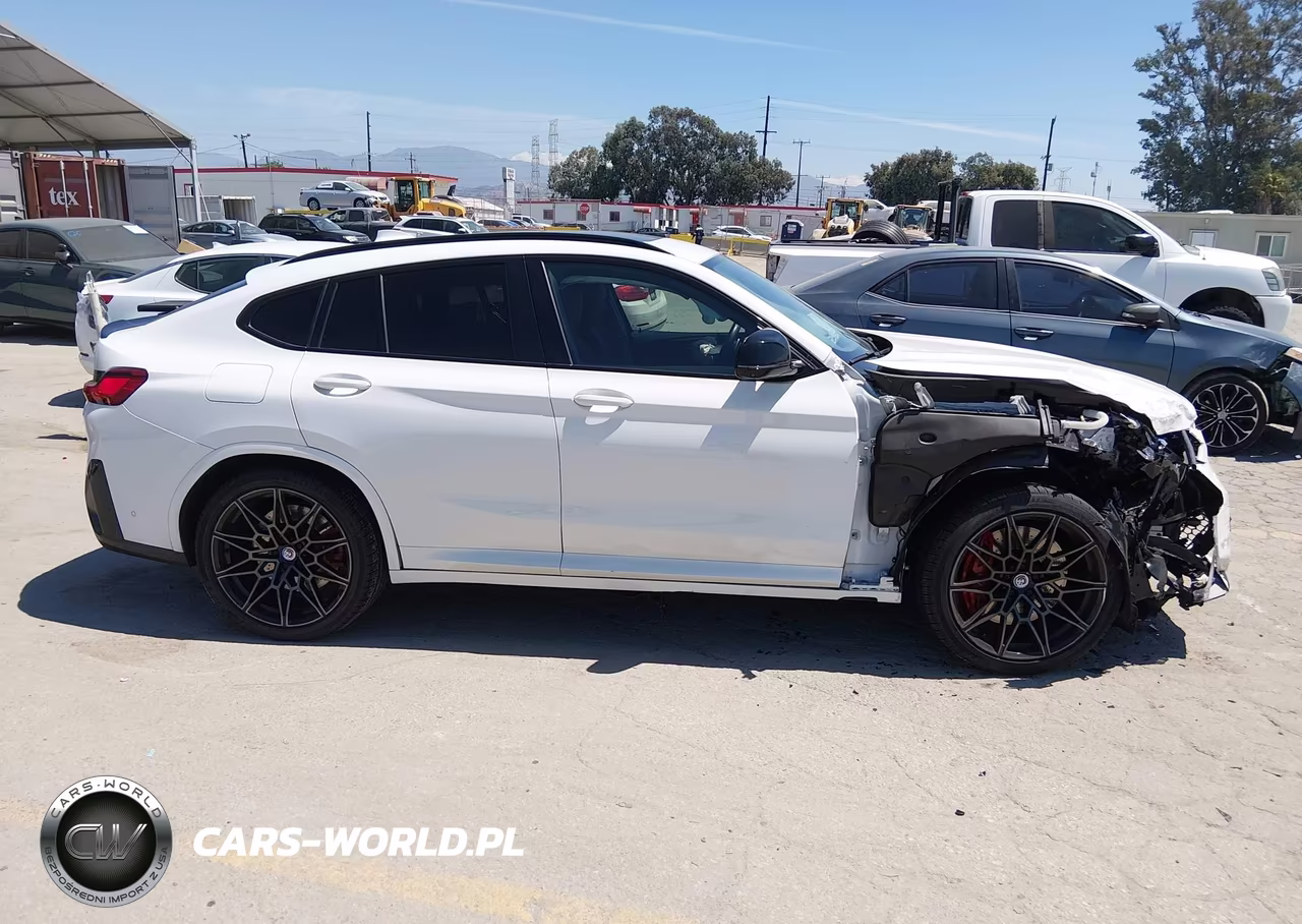 2023 BMW X4 M VIN:5YM23EC05P9P68840 - 17