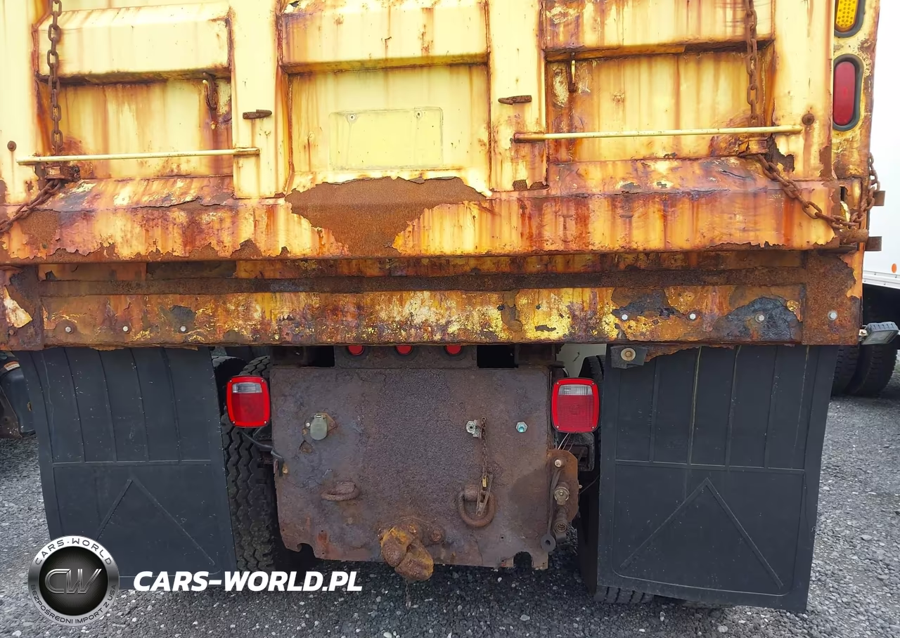 2011 Freightliner M2 106 Heavy Duty VIN:1FVDC3BS5BHAY4045 - 11