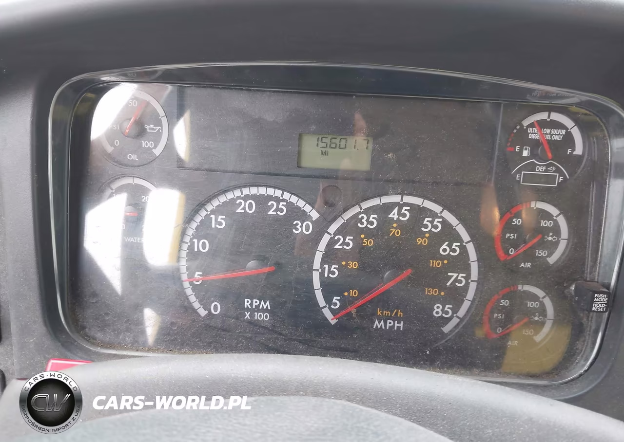 2011 Freightliner M2 106 Heavy Duty VIN:1FVDC3BS5BHAY4045 - 5