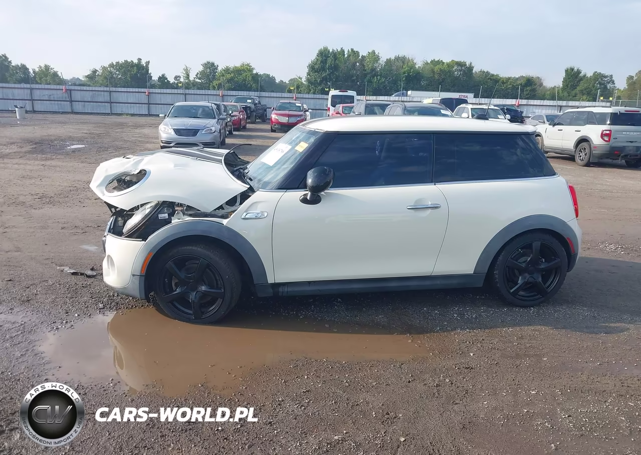 2016 Mini Hardtop Cooper S VIN:WMWXP7C51G2A42556 - 14