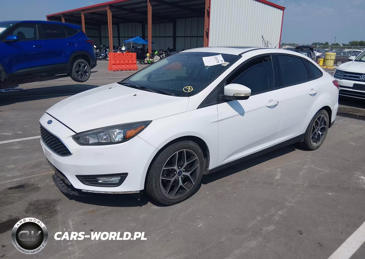2017 Ford Focus Sel VIN:1FADP3H2XHL347016 - 2