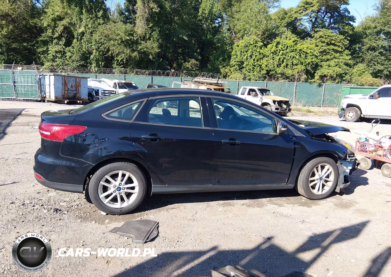 2017 Ford Focus Se VIN:1FADP3F24HL212147 - 14