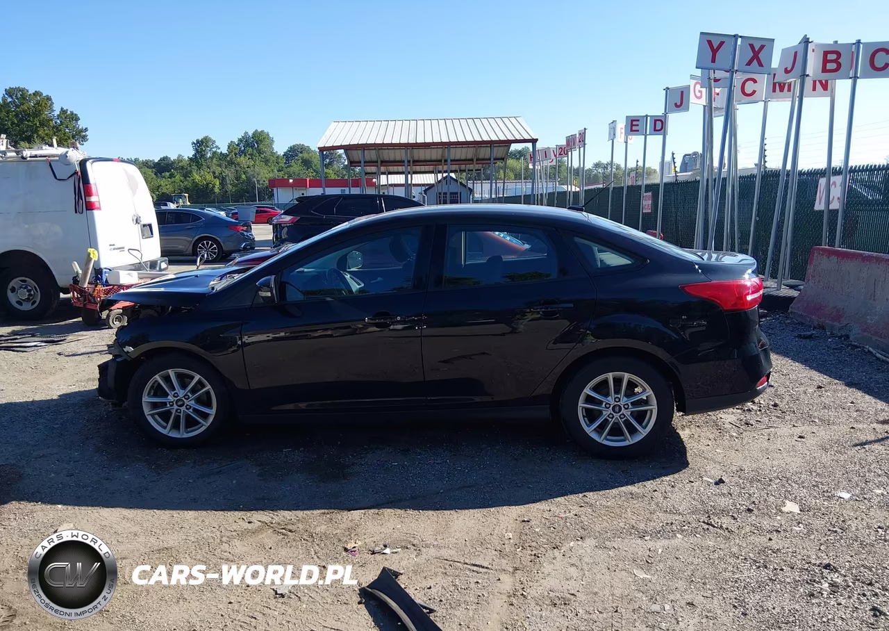 2017 Ford Focus Se VIN:1FADP3F24HL212147 - 15