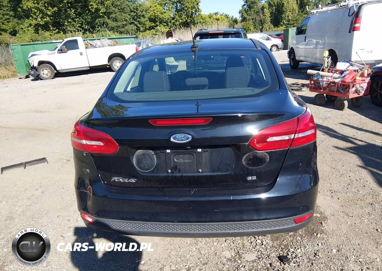 2017 Ford Focus Se VIN:1FADP3F24HL212147 - 17