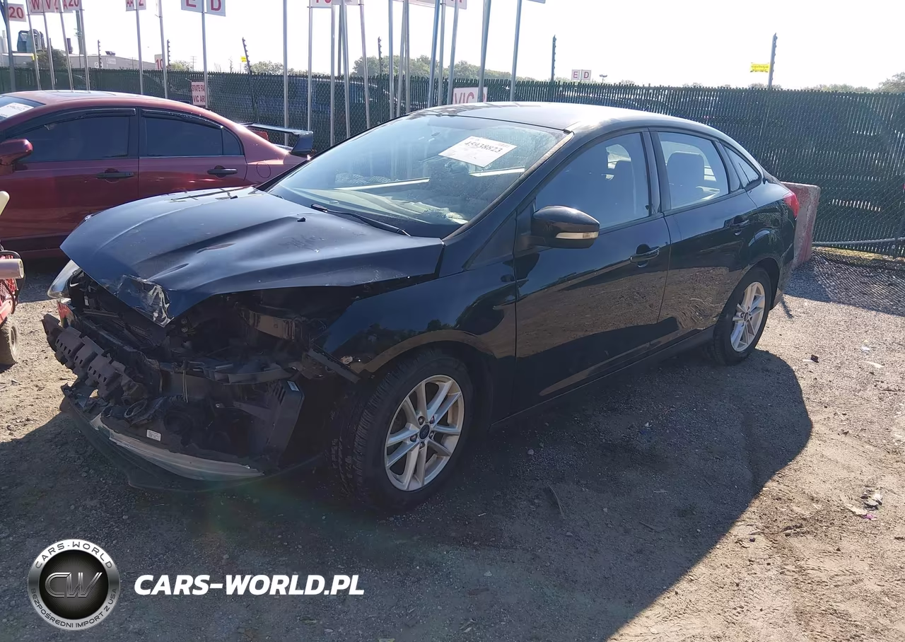 2017 Ford Focus Se VIN:1FADP3F24HL212147 - 2