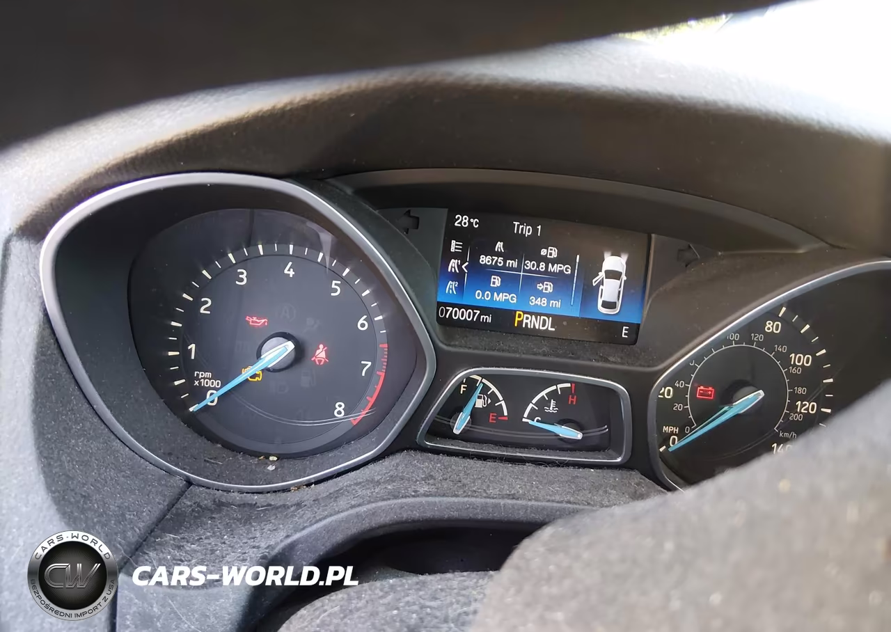 2017 Ford Focus Se VIN:1FADP3F24HL212147 - 7