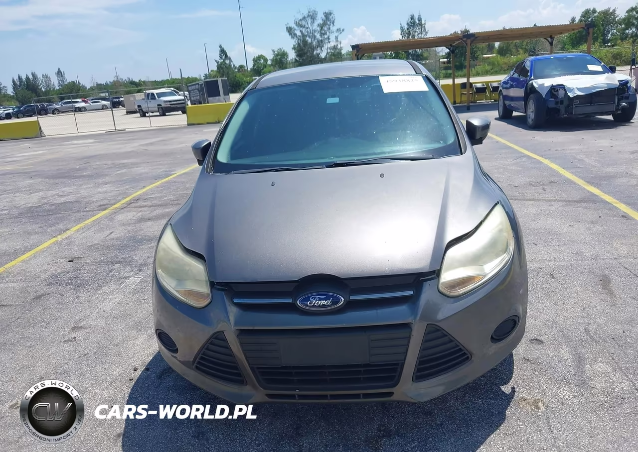 2014 Ford Focus Se VIN:1FADP3K24EL400913 - 6