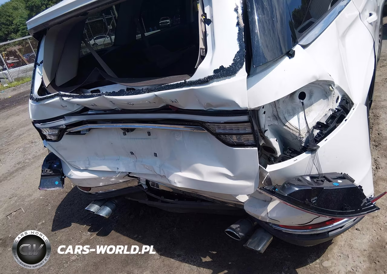 2023 Lincoln Aviator Standard VIN:5LM5J6XC0PGL00427 - 16