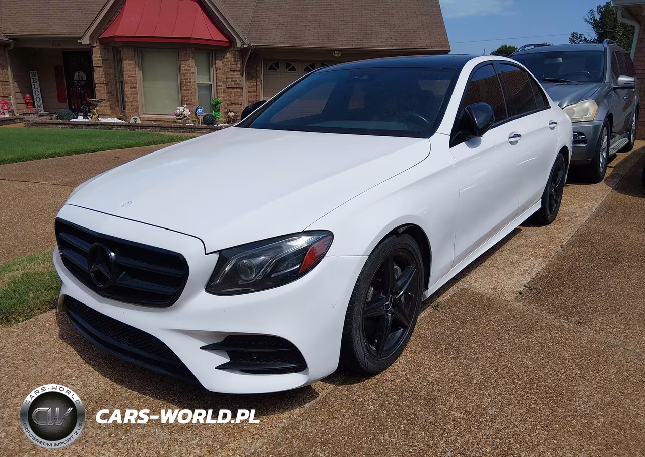2017 Mercedes-Benz E 300 VIN:WDDZF4JB8HA161401 - 2