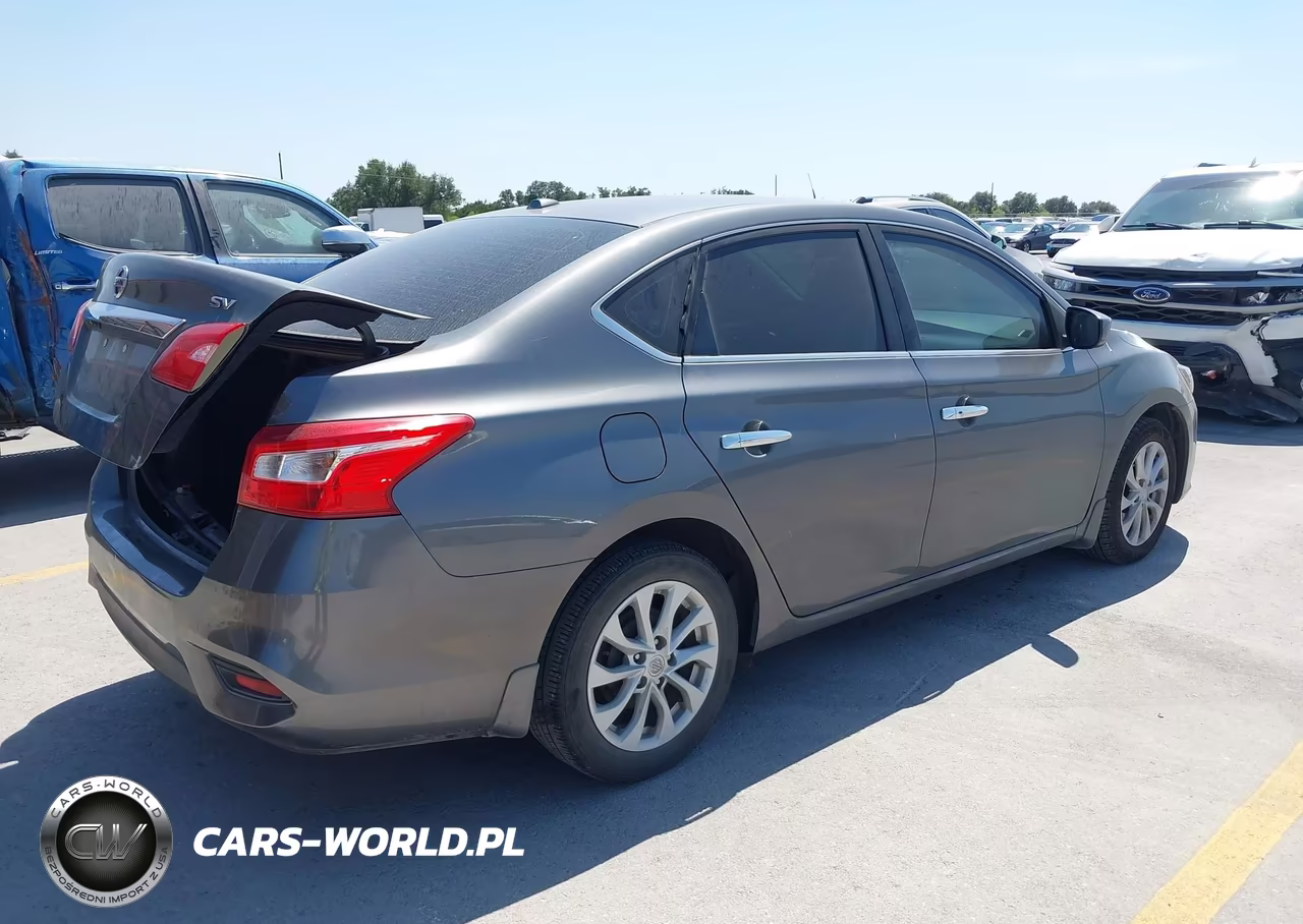 2018 Nissan Sentra Sv VIN:3N1AB7APXJL660587 - 4