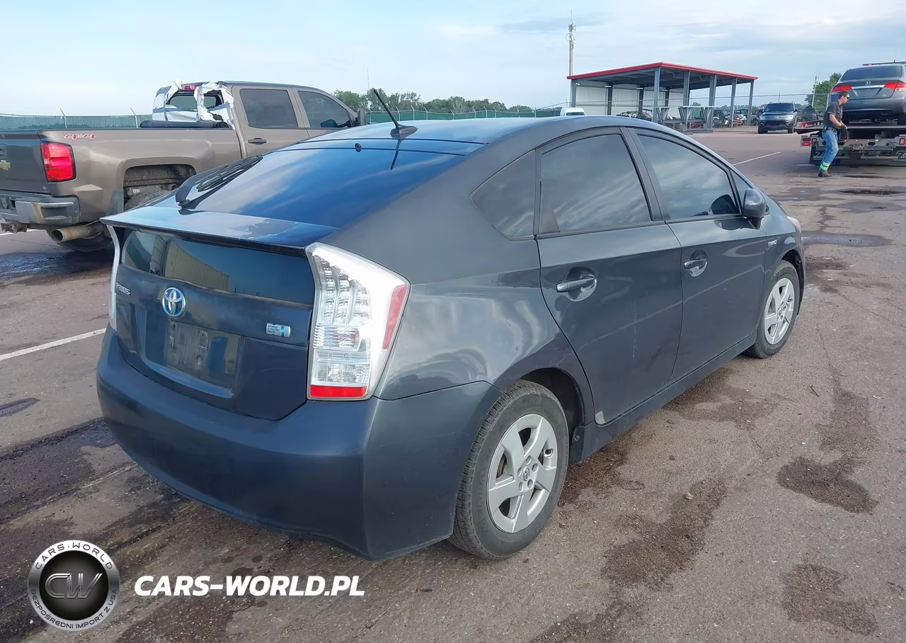 2010 Toyota Prius Ii VIN:JTDKN3DU2A0127875 - 4
