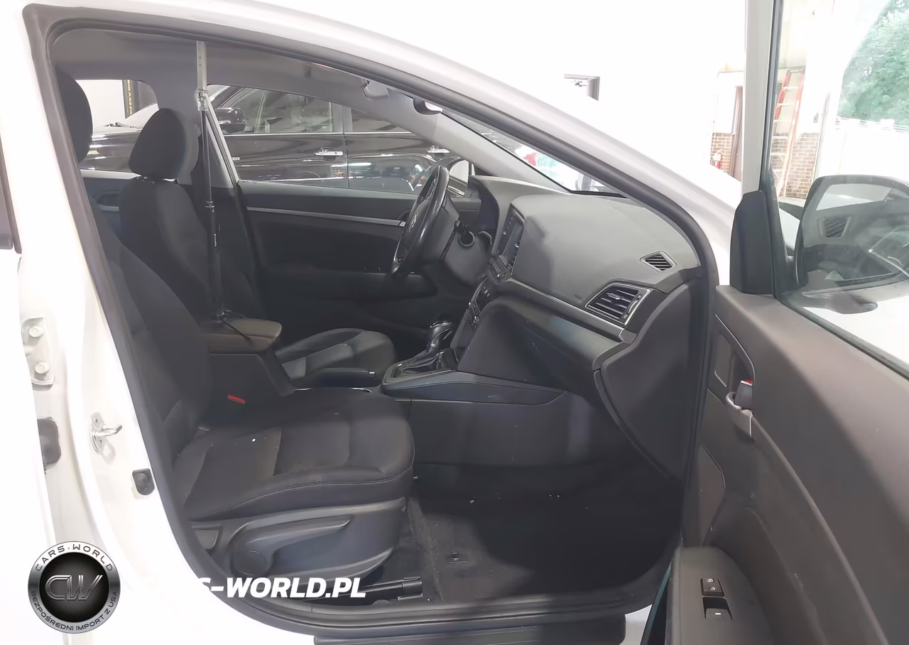 2017 Hyundai Elantra Value Edition VIN:5NPD84LF4HH202937 - 5