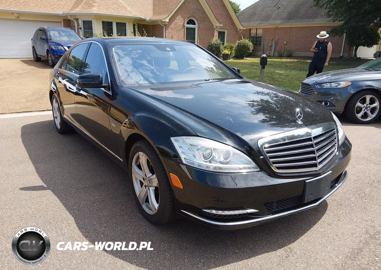 2012 Mercedes-Benz S 550