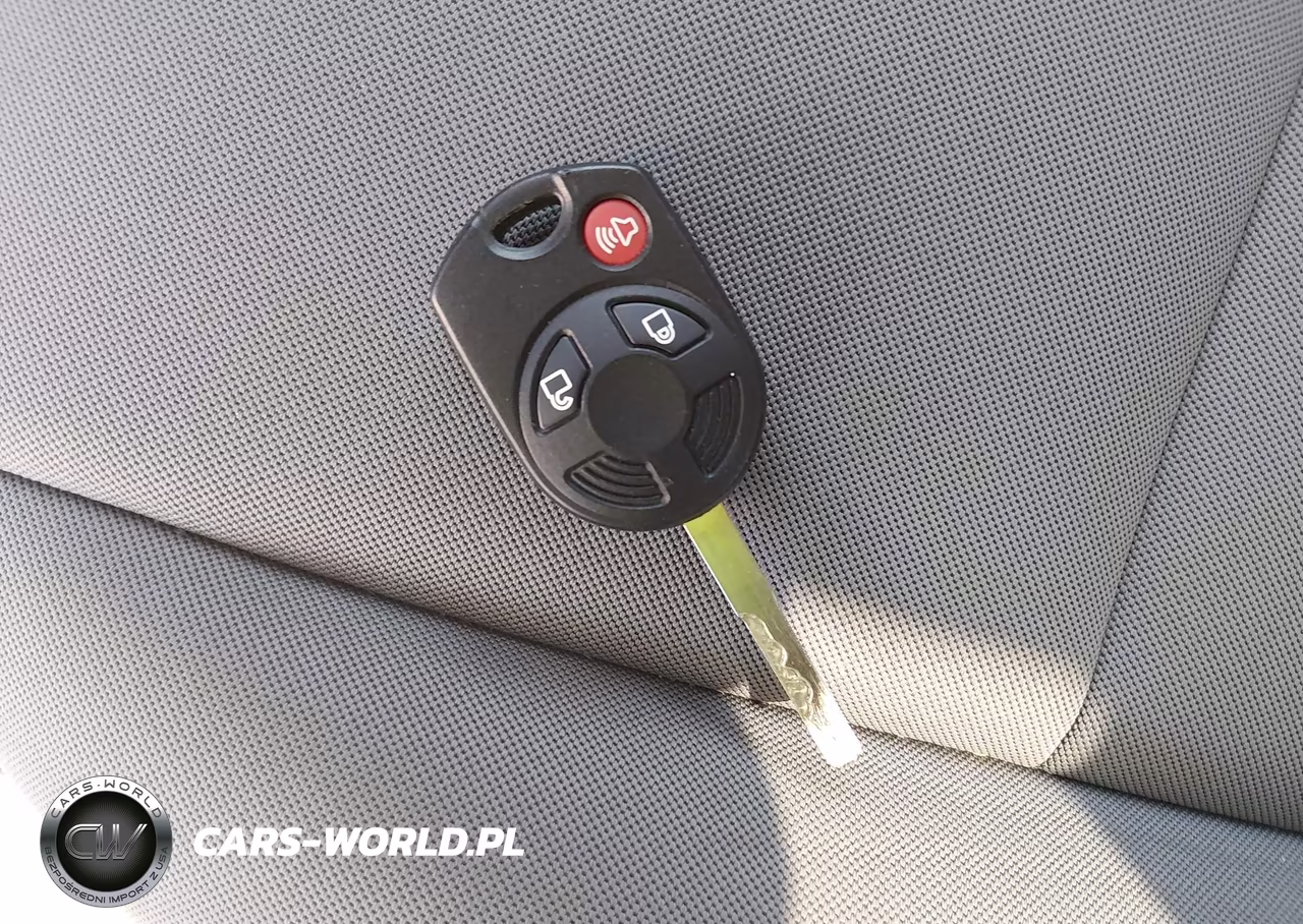 2018 Ford Escape S VIN:1FMCU0F7XJUD08403 - 11