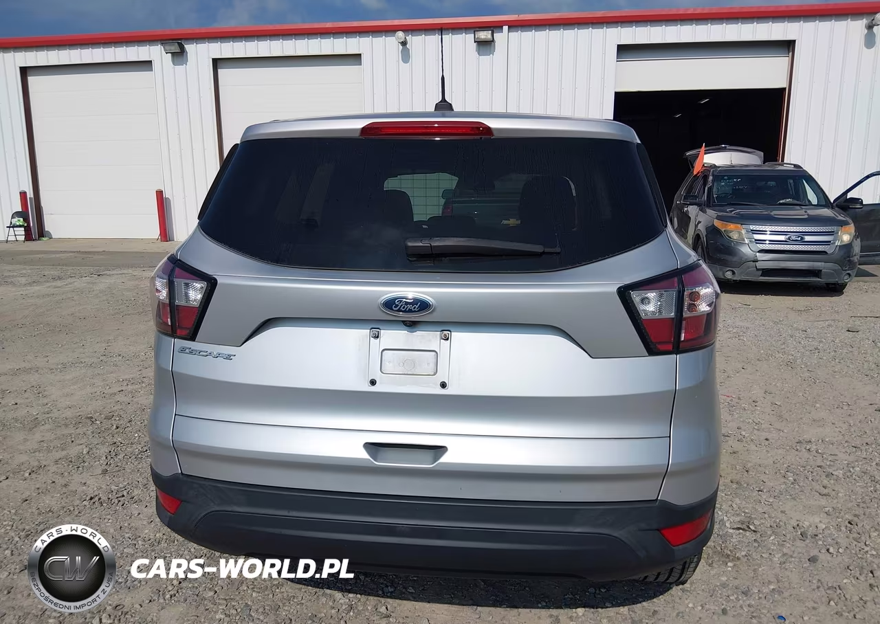 2018 Ford Escape S VIN:1FMCU0F7XJUD08403 - 16