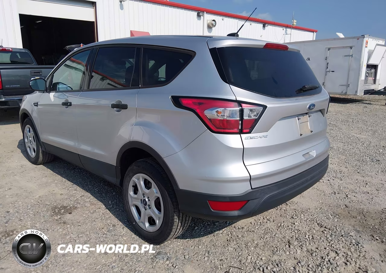2018 Ford Escape S VIN:1FMCU0F7XJUD08403 - 3