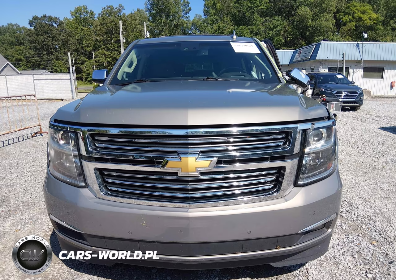 2017 Chevrolet Suburban Premier VIN:1GNSKJKC4HR258990 - 12