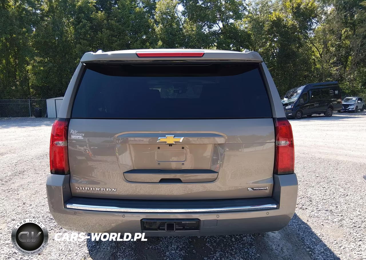 2017 Chevrolet Suburban Premier VIN:1GNSKJKC4HR258990 - 16