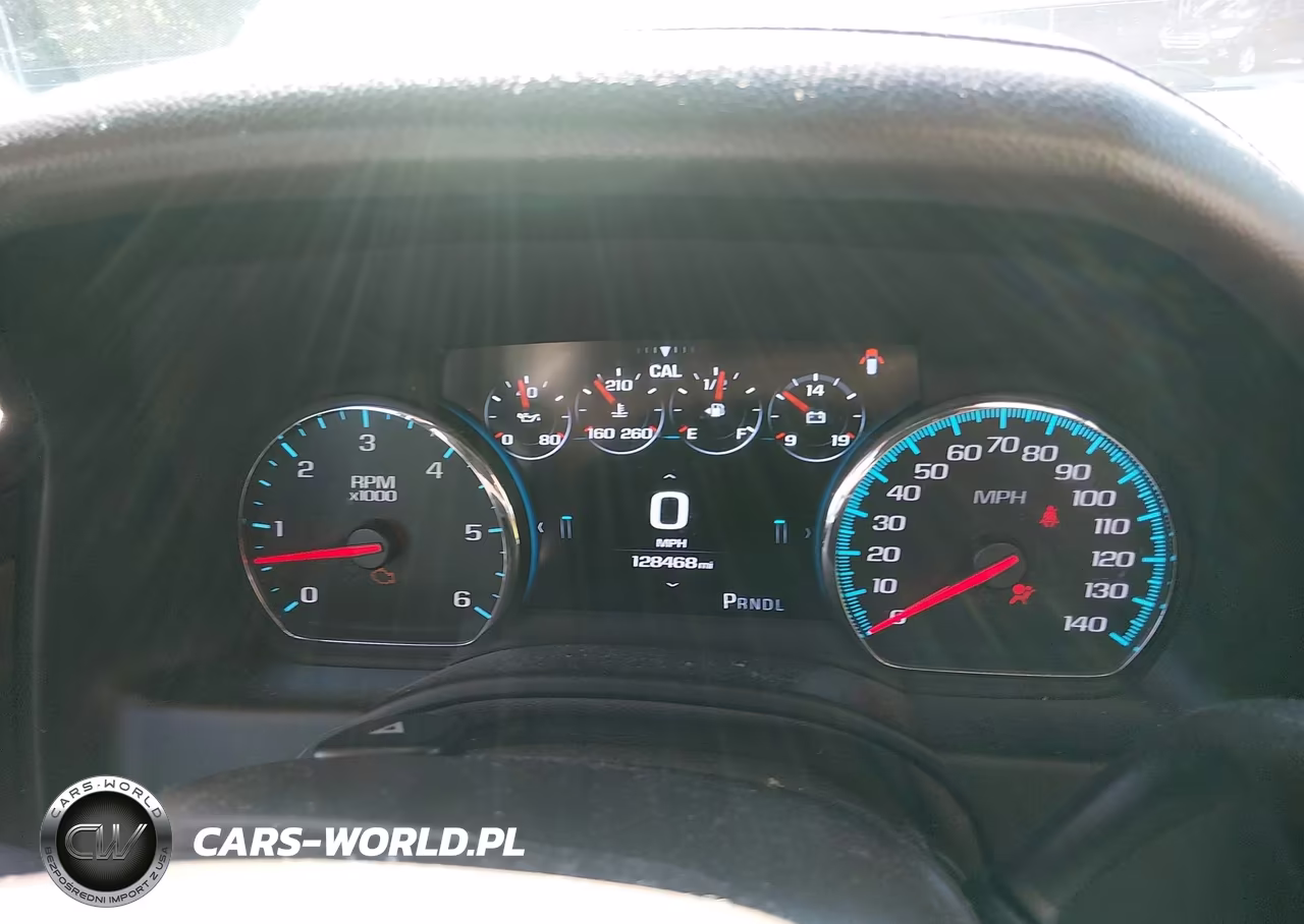 2017 Chevrolet Suburban Premier VIN:1GNSKJKC4HR258990 - 7