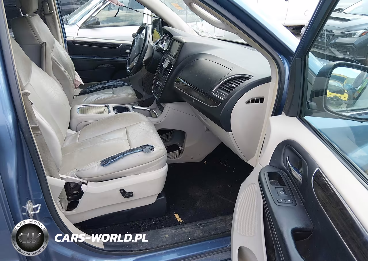 2011 Chrysler Town & Country Limited VIN:2A4RR6DGXBR784147 - 5