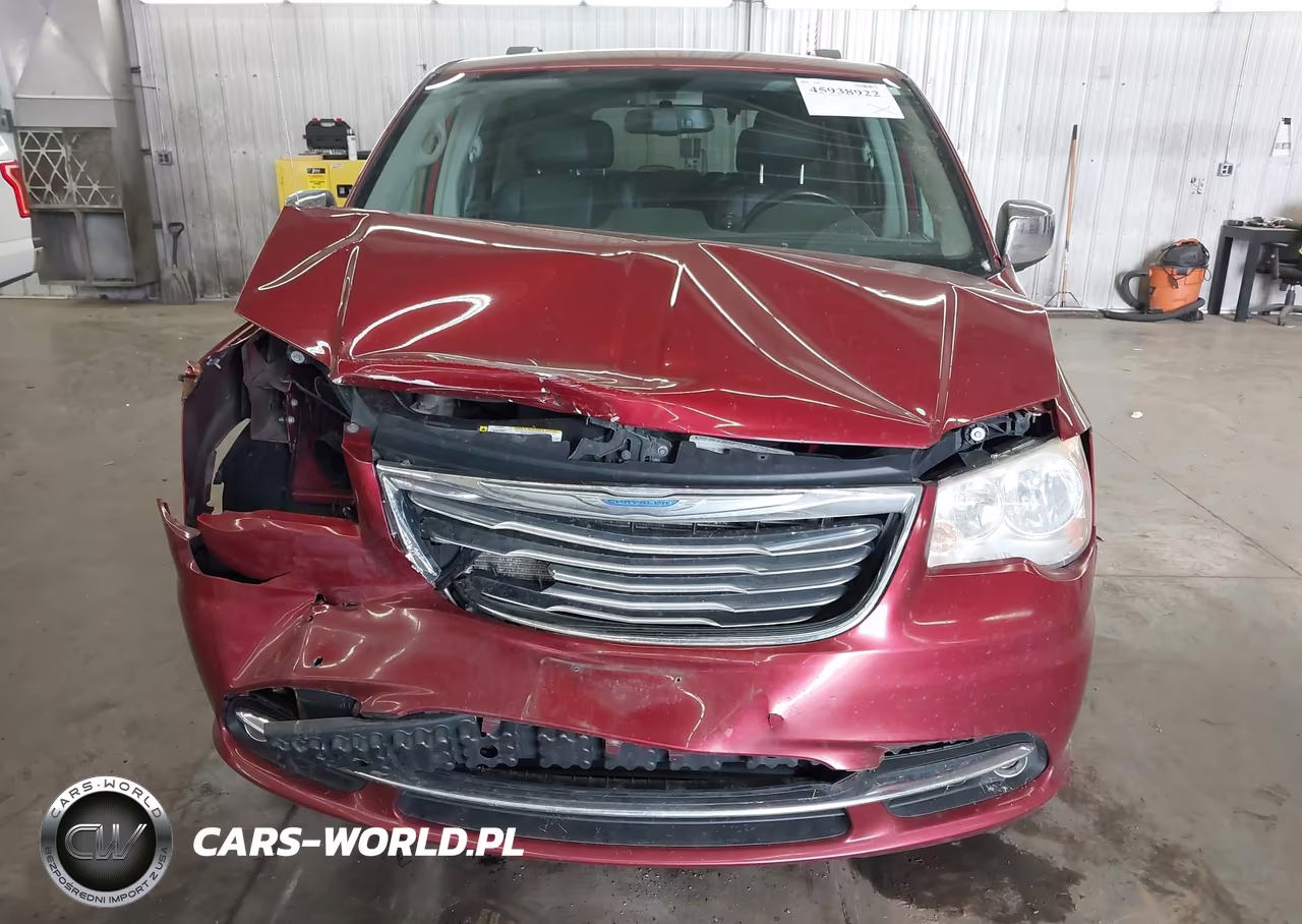 2011 Chrysler Town & Country Touring-L VIN:2A4RR8DGXBR749989 - 6