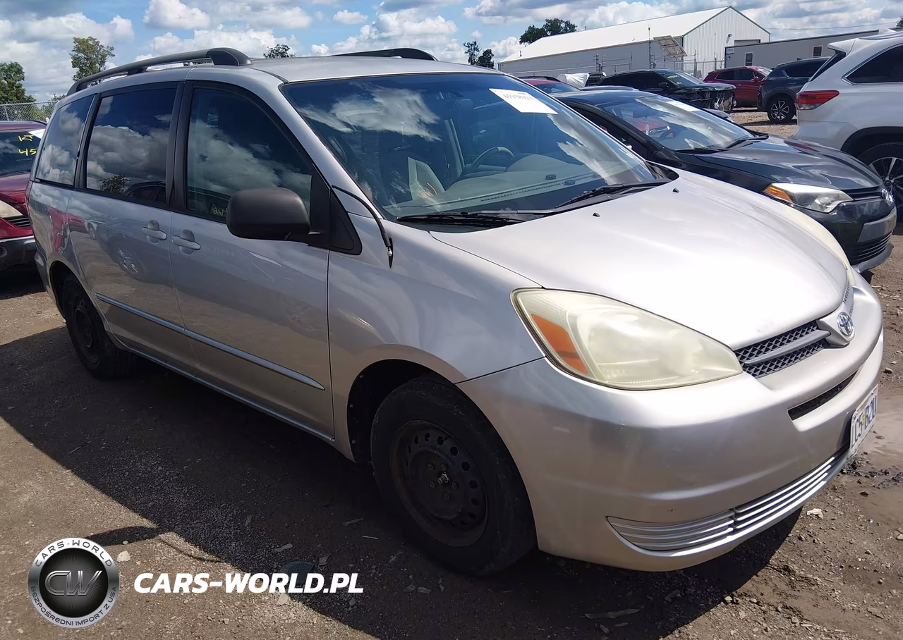 2004 Toyota Sienna Le – zdjęcie 1 z 11