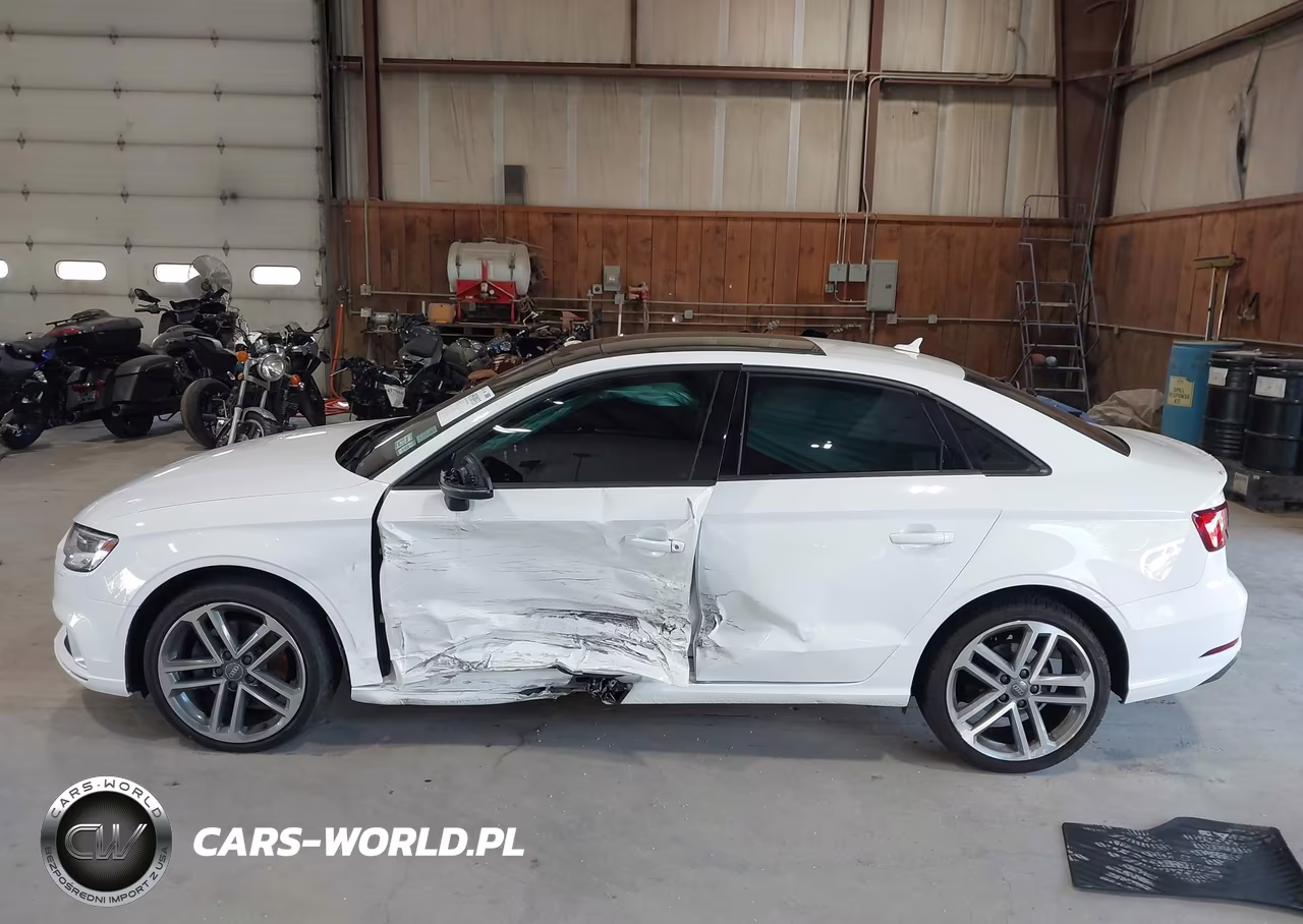 2018 Audi A3 2.0T Premium-2.0T Tech Premium VIN:WAUB8GFF8J1041118 - 14