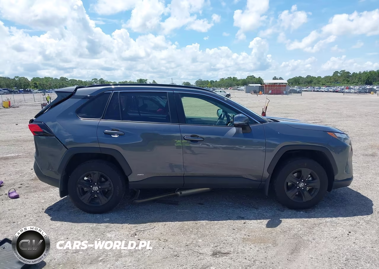 2025 Toyota Rav4 Hybrid Le VIN:JTMMWRFVXSD339304 - 12