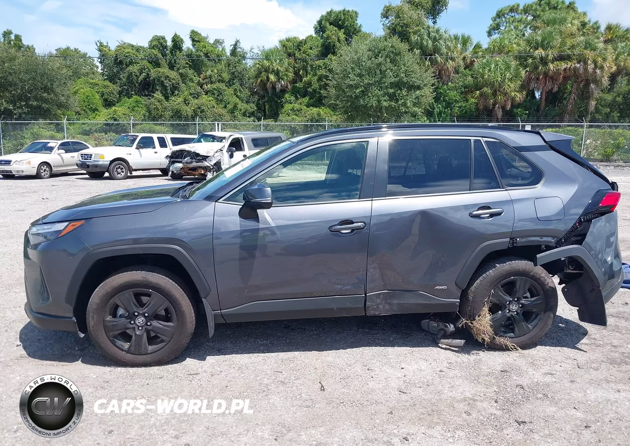 2025 Toyota Rav4 Hybrid Le VIN:JTMMWRFVXSD339304 - 13