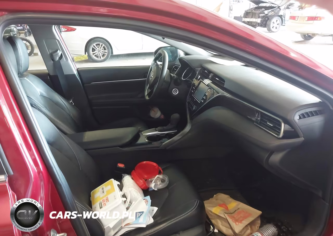 2020 Toyota Camry Le VIN:4T1C11AK7LU384173 - 5
