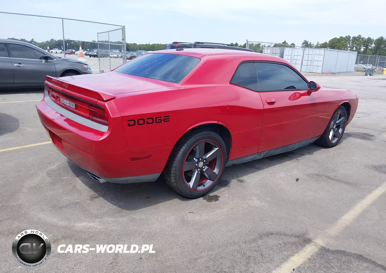 2013 Dodge Challenger Sxt VIN:2C3CDYAG2DH575377 - 4