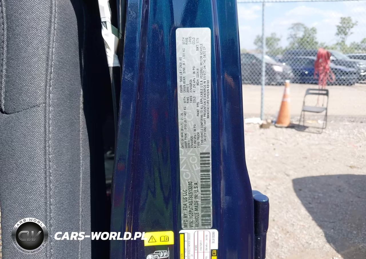 2025 Jeep Gladiator Nighthawk VIN:1C6PJTAG7SL513280 - 9