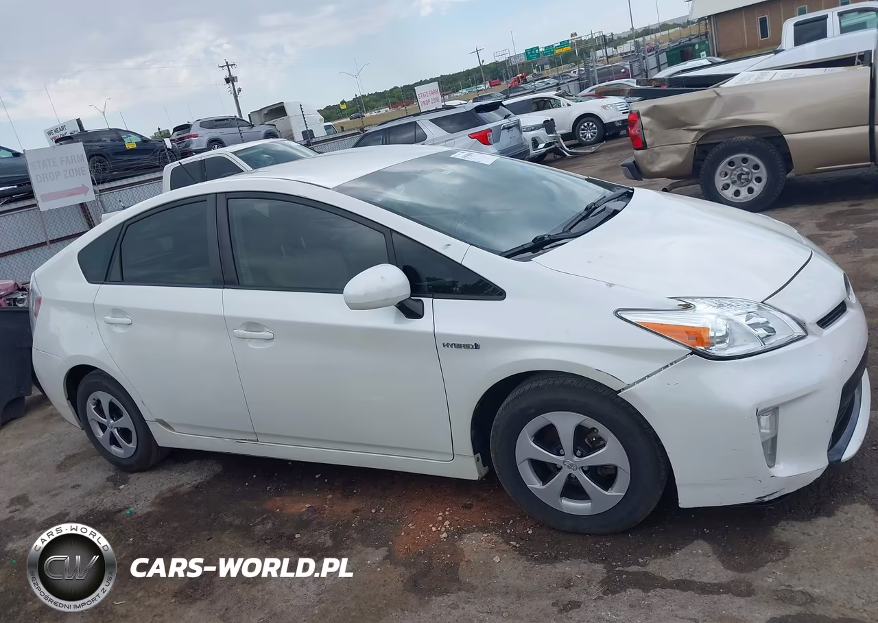 2012 Toyota Prius Four VIN:JTDKN3DU9C5389396 - 13
