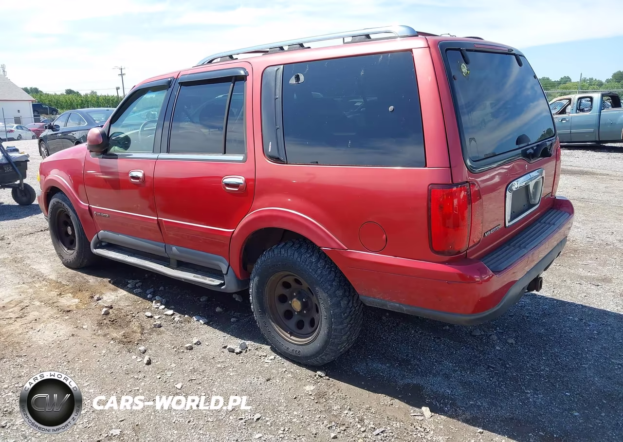1998 Lincoln Navigator VIN:5LMPU28L8WLJ60043 - 3
